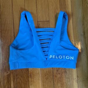 Peloton sports bra size M